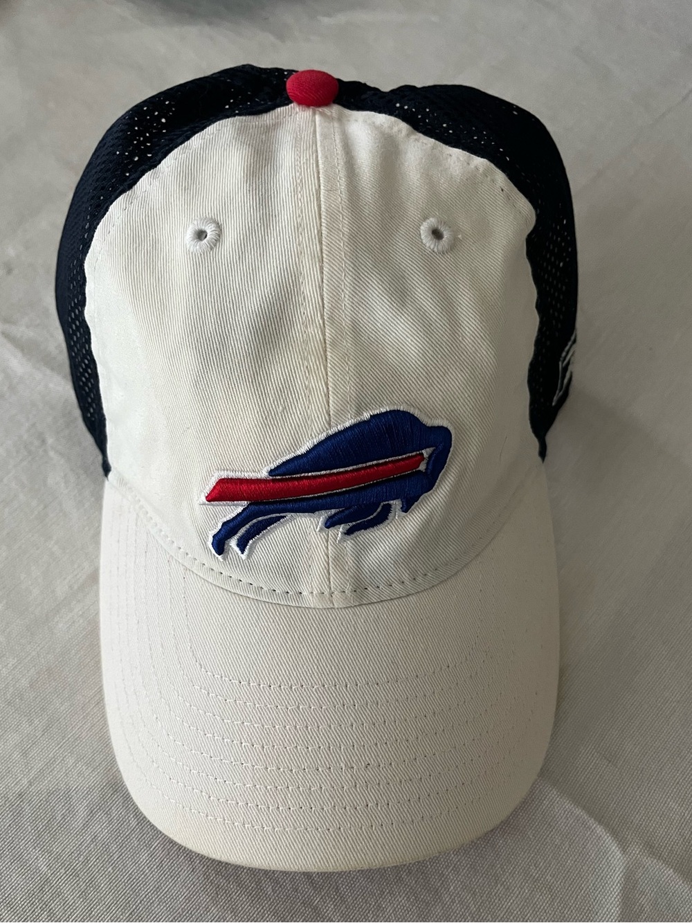 Buffalo Bills Team Logo Trucker Cap - White & Navy